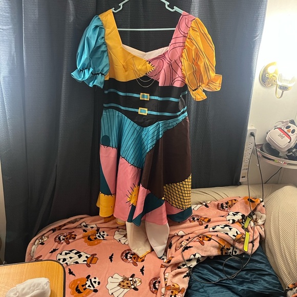 Colorful Patchwork Dress - Picture 2 of 4